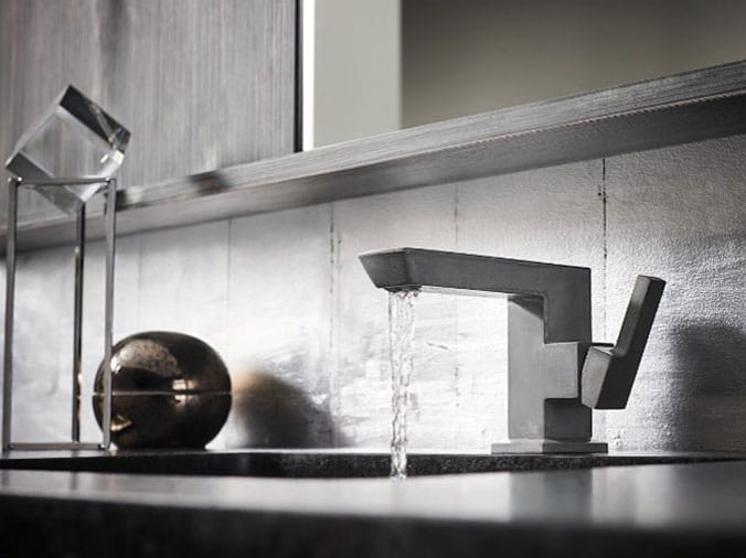 Modern bathroom sink faucet
